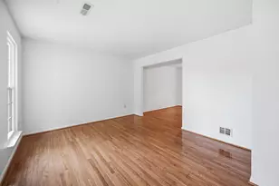 13548 Polar Ct, Woodbridge, VA 22193 - Photo 10