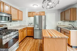 15101 Campbell Ln, Woodbridge, VA 22193 - Photo 10