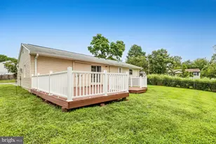 15101 Campbell Ln, Woodbridge, VA 22193 - Photo 30