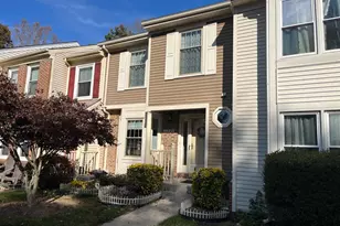 11531 Hill Meade Ln, Woodbridge, VA 22192 - Photo 2