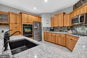 10990 Stonebrook Dr, Manassas, VA 20112 - Photo 22