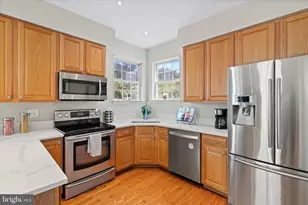 6278 Tenor Ct, Woodbridge, VA 22193 - Photo 14