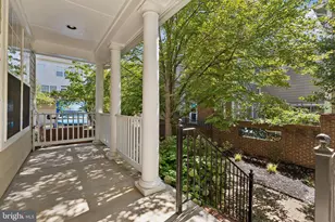 13810 Custis Square, Woodbridge, VA 22191 - Photo 2