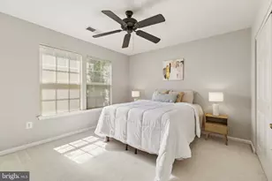 13810 Custis Square, Woodbridge, VA 22191 - Photo 16