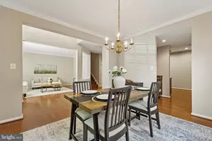 13810 Custis Square, Woodbridge, VA 22191 - Photo 8