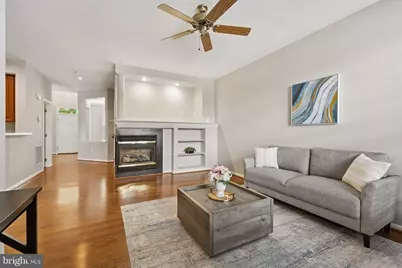 13810 Custis Square, Woodbridge, VA 22191 - Photo 12