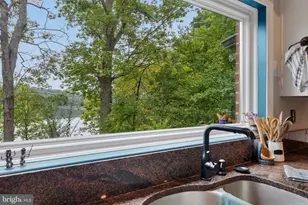 2490 Tree House Dr, Woodbridge, VA 22192 - Photo 22