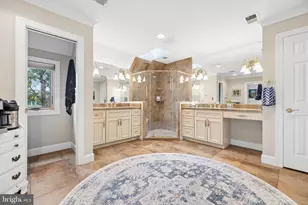 2490 Tree House Dr, Woodbridge, VA 22192 - Photo 8