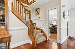 2490 Tree House Dr, Woodbridge, VA 22192 - Photo 16