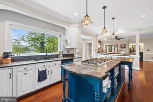 2490 Tree House Dr, Woodbridge, VA 22192 - Photo 40