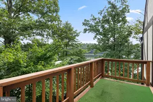 2490 Tree House Dr, Woodbridge, VA 22192 - Photo 6
