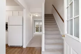 14806 Ensor Ct, Woodbridge, VA 22193 - Photo 8