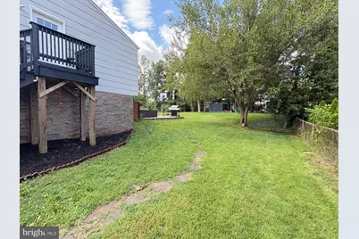 8214 Claremont Street, Manassas, VA 20110 - Photo 6