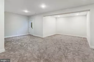 1984 Silver Sycamore Ln, Dumfries, VA 22026 - Photo 44