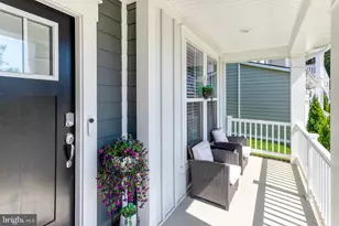 1984 Silver Sycamore Ln, Dumfries, VA 22026 - Photo 6