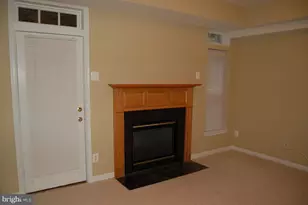4081 Cressida Pl, Woodbridge, VA 22192 - Photo 6