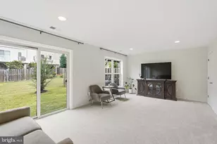 6833 William White Way, Haymarket, VA 20169 - Photo 18