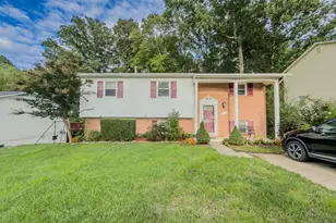 12617 Valleywood Dr, Woodbridge, VA 22192 - Photo 1