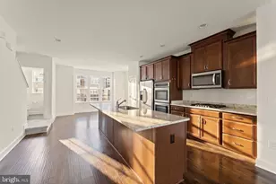 6002 Camerons Ferry Dr, Haymarket, VA 20169 - Photo 2