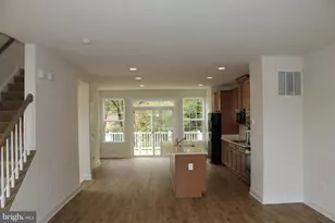 10665 Hinton Wy, Manassas, VA 20112 - Photo 4