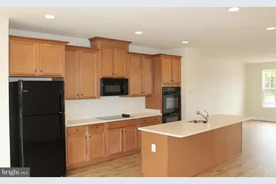 10665 Hinton Way, Manassas, VA 20112 - Photo 8