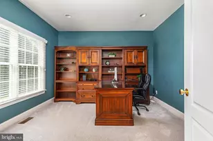 5404 Emmys Mill Ct, Haymarket, VA 20169 - Photo 12