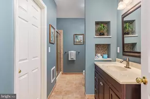 5404 Emmys Mill Ct, Haymarket, VA 20169 - Photo 72