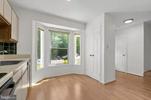 11513 Hill Meade Ln, Woodbridge, VA 22192 - Photo 8