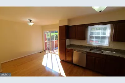 12151 Stallion Court, Woodbridge, VA 22192 - Photo 6