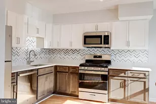 1883 Inglebrook Dr, Woodbridge, VA 22192 - Photo 8