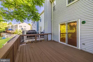 1883 Inglebrook Dr, Woodbridge, VA 22192 - Photo 52