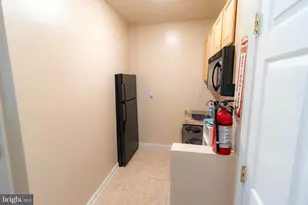 3624 Stonewall Manor Dr, Triangle, VA 22172 - Photo 6