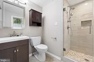15922 Edgewood Dr, Dumfries, VA 22025 - Photo 16