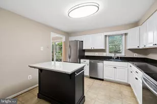 15922 Edgewood Dr, Dumfries, VA 22025 - Photo 8