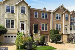 7749 Black Horse Ct, Manassas, VA 20109 - Photo 4