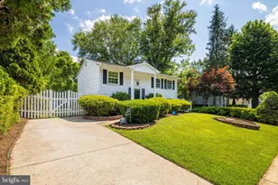 4111 Hemingway Dr, Woodbridge, VA 22193 - Photo 4