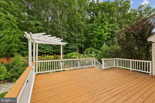 5863 Tulloch Spring Ct, Haymarket, VA 20169 - Photo 8