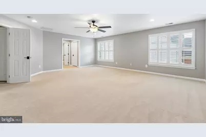 5863 Tulloch Spring Court, Haymarket, VA 20169 - Photo 32
