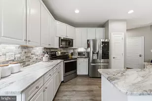 9242 Rainbow Falls Dr, Bristow, VA 20136 - Photo 22