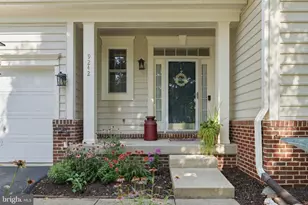 9242 Rainbow Falls Dr, Bristow, VA 20136 - Photo 4