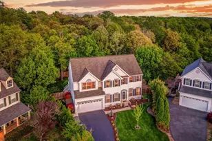 3985 Fawnridge Ct, Woodbridge, VA 22193 - Photo 2