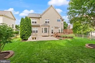 9233 Falling Water Dr, Bristow, VA 20136 - Photo 52