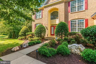 5501 Evesham Court, Woodbridge, VA 22192 - Photo 4