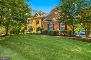 5501 Evesham Ct, Woodbridge, VA 22192 - Photo 1