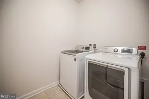7461 Brunson Cir, Gainesville, VA 20155 - Photo 26
