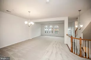 7461 Brunson Cir, Gainesville, VA 20155 - Photo 6
