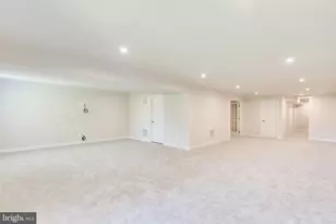 2183 Hemlock Bay Rd, Dumfries, VA 22026 - Photo 32