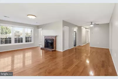 10527 Stonington Lane, Manassas, VA 20109 - Photo 4