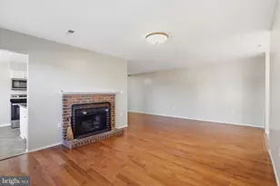10527 Stonington Ln, Manassas, VA 20109 - Photo 12