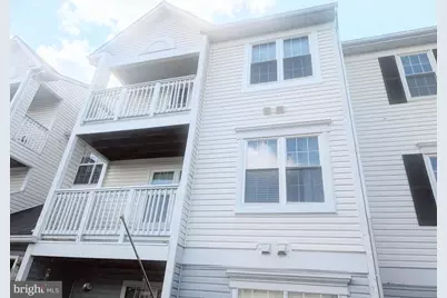 8050 Lisle Drive #204, Manassas, VA 20109 - Photo 4